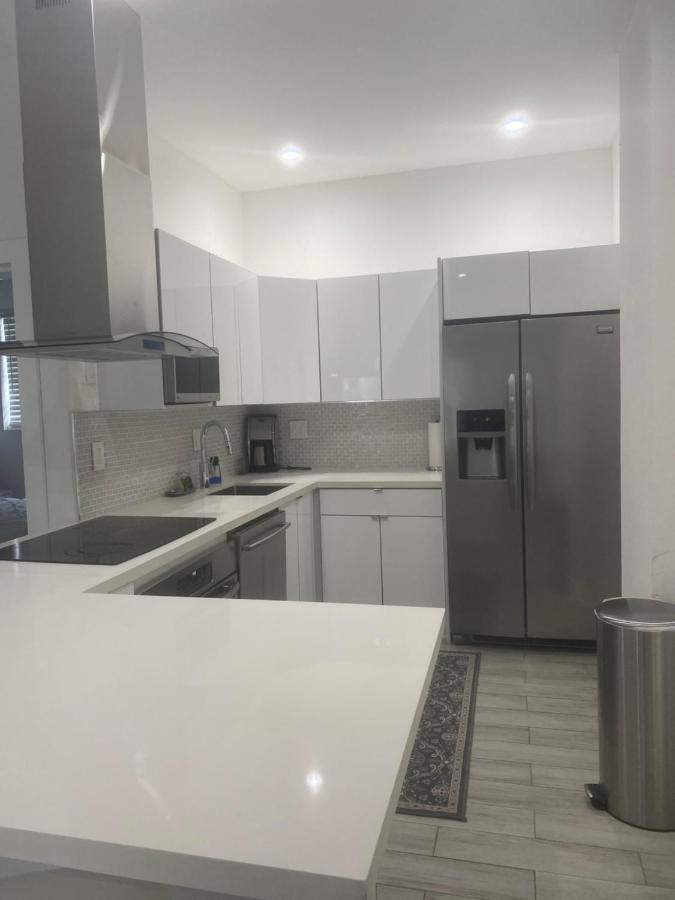 Modern & New,Excellent Location Miami Apartment Bagian luar foto